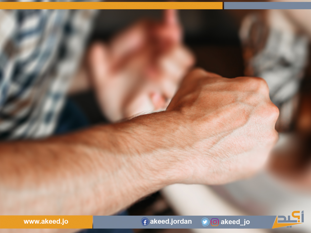 "اعتداء بالضرب على شخصيّة جدليّة" ... نشر قبل التحقّق 